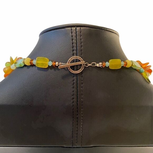 Lisa Cutler Hand Created & Designed Beautiful Glass Bead Necklace. - Picture 3 of 6